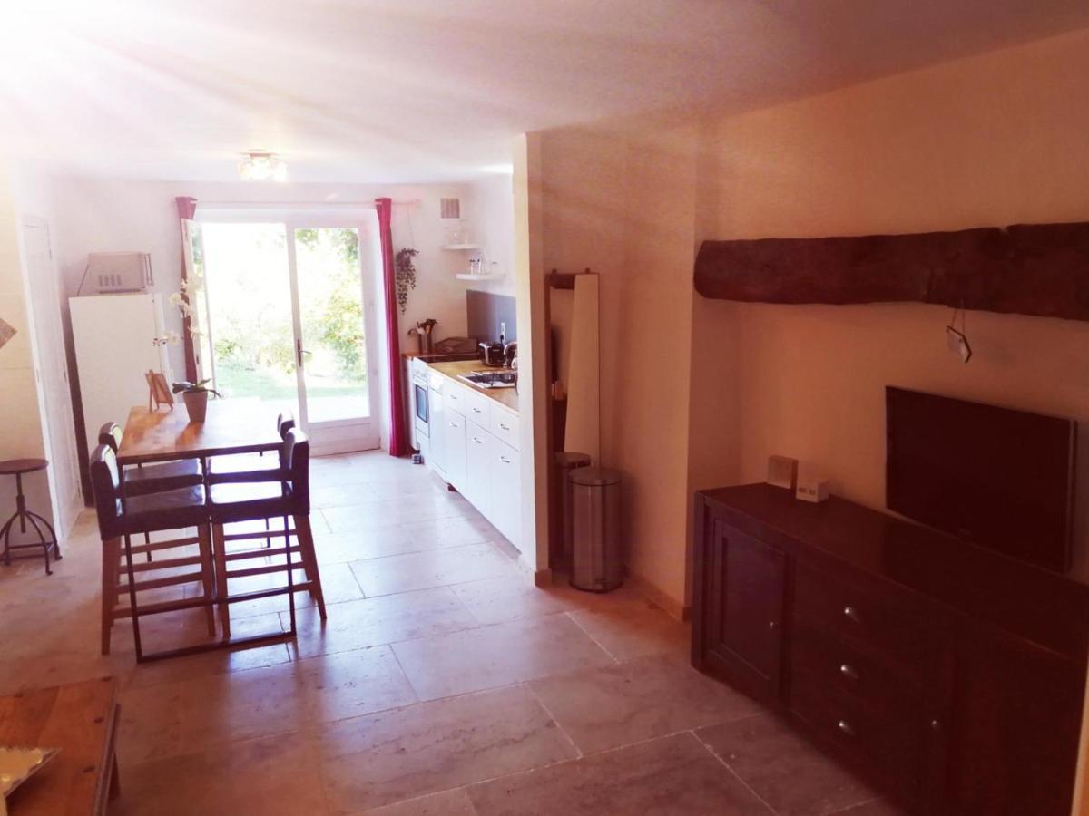 Bastide Provencale Les Muriers D'engaspaty