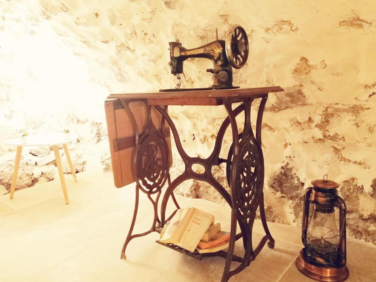 Bastide Provençale Les Mûriers D'engaspaty